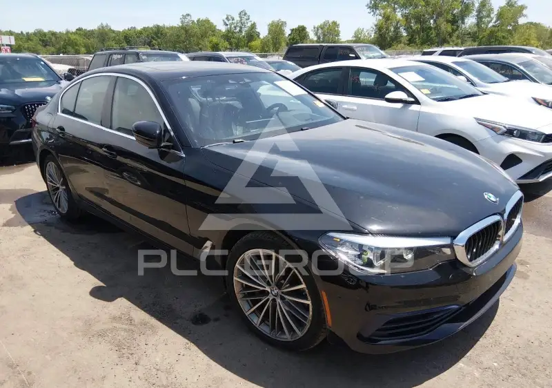 2019 BMW 540 фото