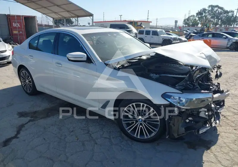2019 BMW 540 фото