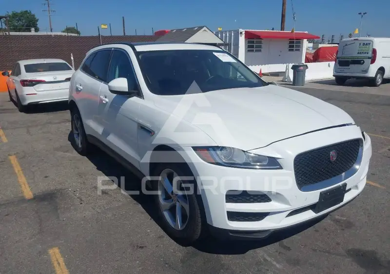 2019 Jaguar F-PACE photo