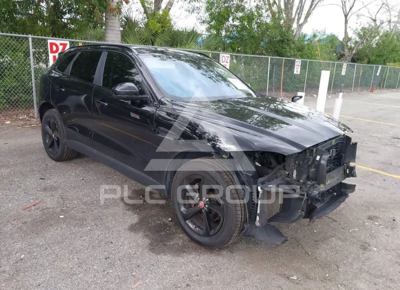 2019 Jaguar F-PACE photo