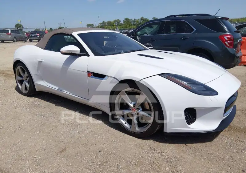 2019 Jaguar F-TYPE photo
