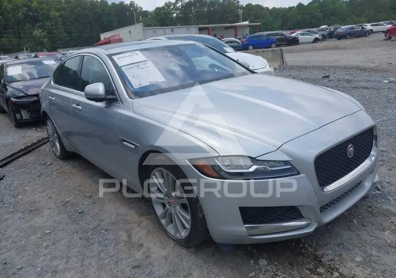 2019 Jaguar XF фото