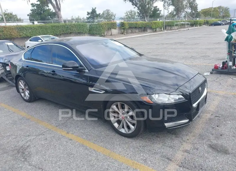 2019 Jaguar XF фото