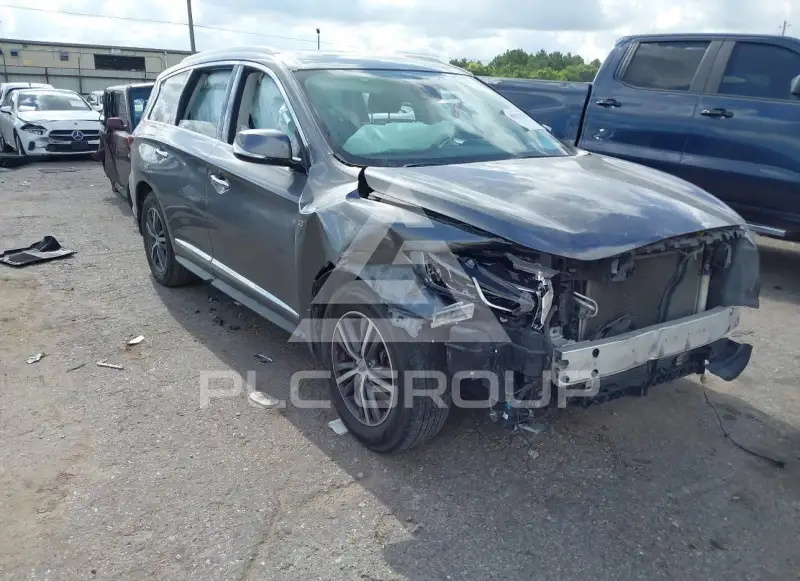 2019 Infinity QX60 photo