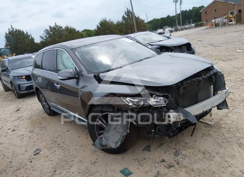2019 Infinity QX60 photo