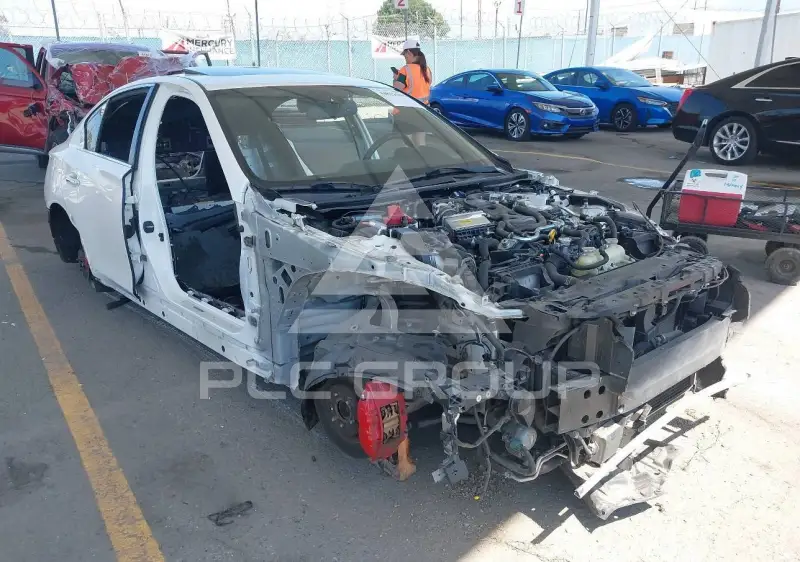 2019 Infinity Q50 photo