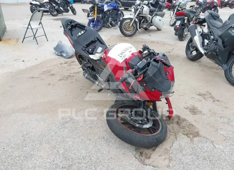 2019 Suzuki GSX фото