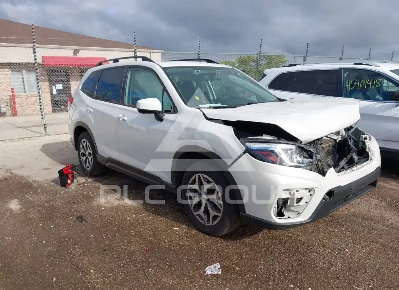 2019 Subaru Forester photo