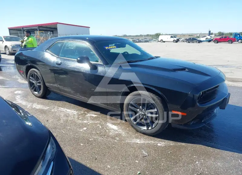 2019 Dodge CHALLENGER фото