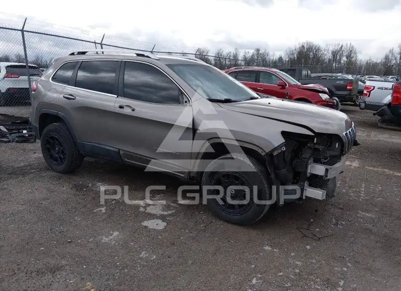 2019 Jeep CHEROKEE photo