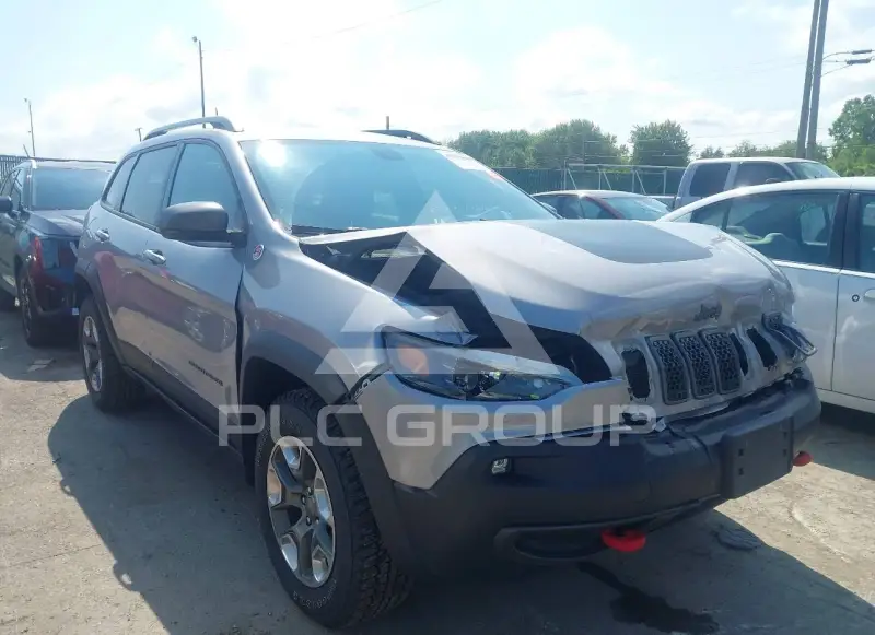 2019 Jeep CHEROKEE photo