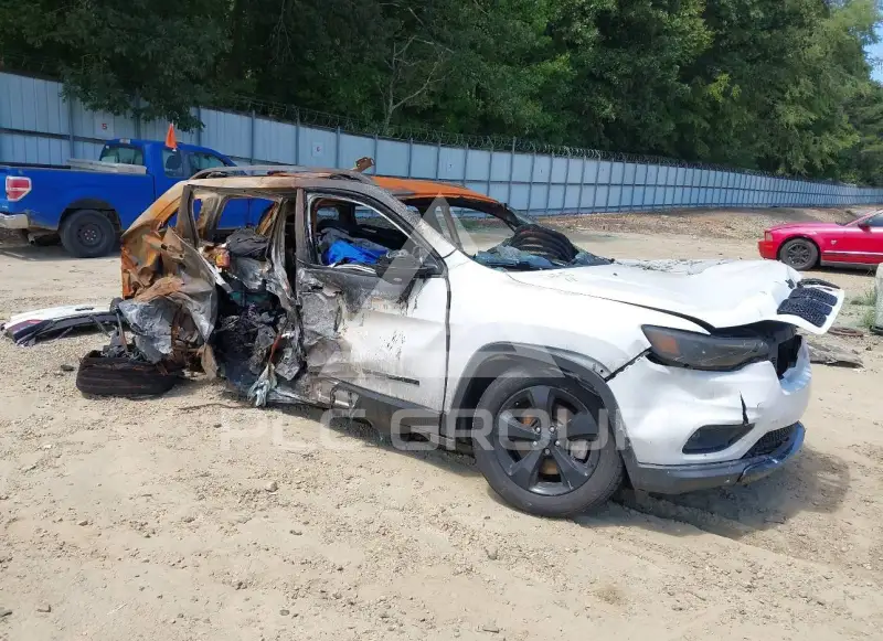 2019 Jeep CHEROKEE photo