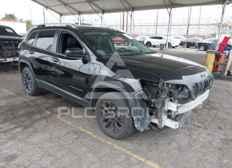 2019 Jeep CHEROKEE фото