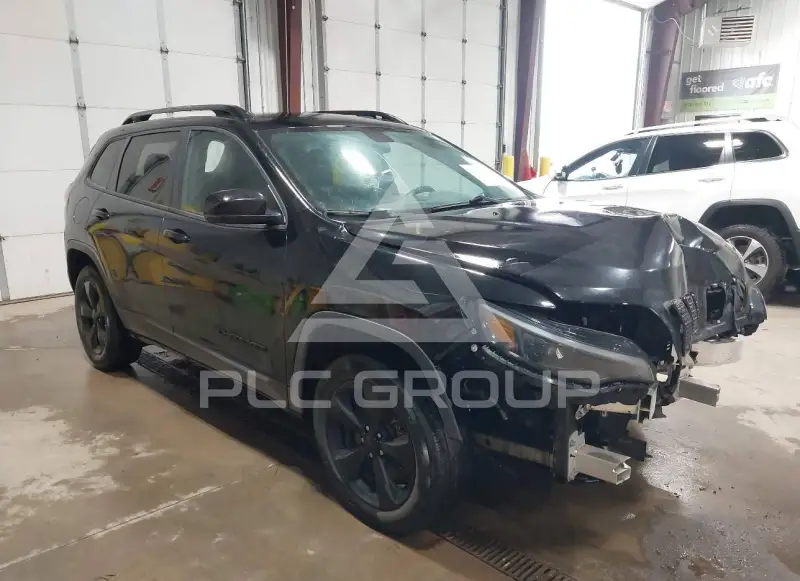 2019 Jeep CHEROKEE photo