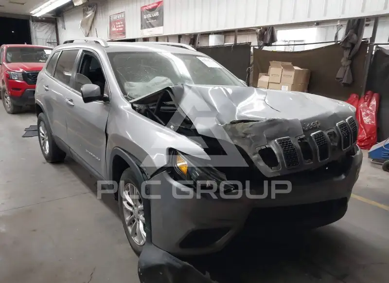 2019 Jeep CHEROKEE photo