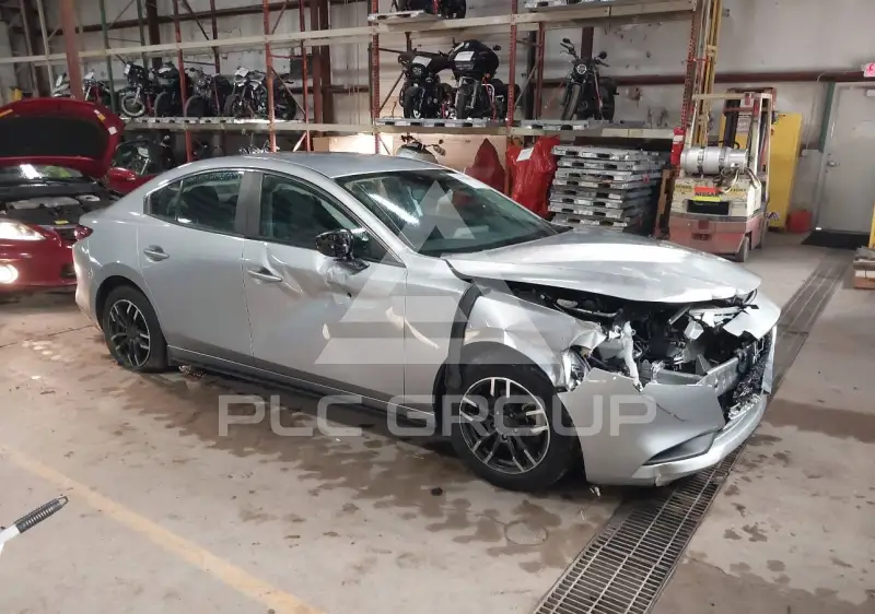 2019 Mazda 3 photo
