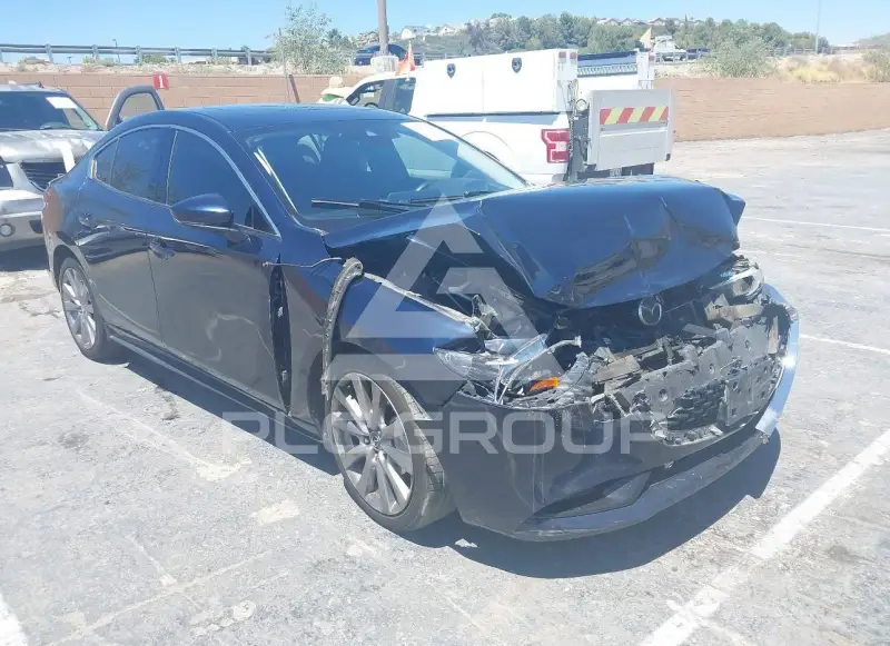 2019 Mazda 3 photo