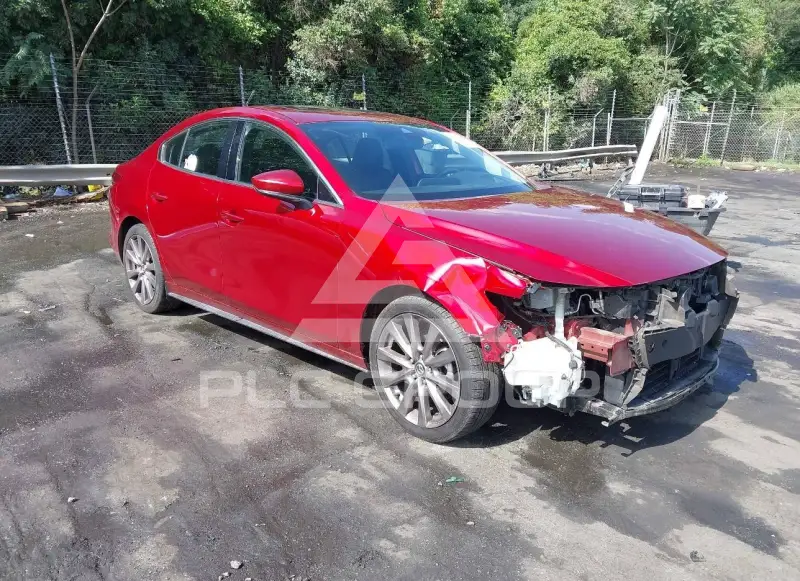 2019 Mazda 3 photo