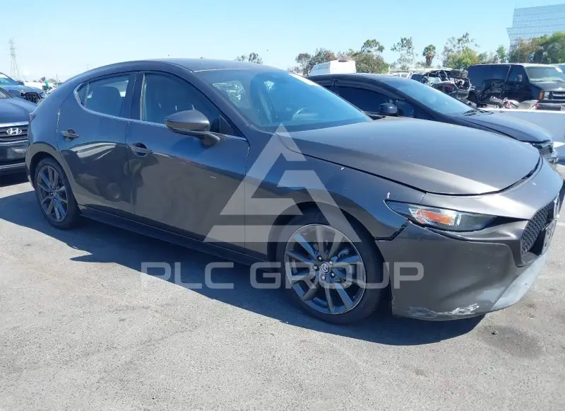 2019 Mazda 3 photo