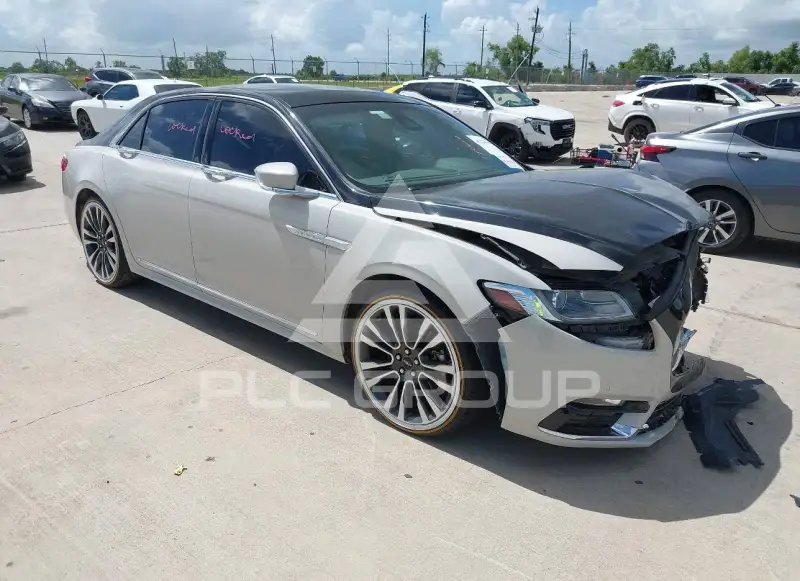 2019 Lincoln Continental фото