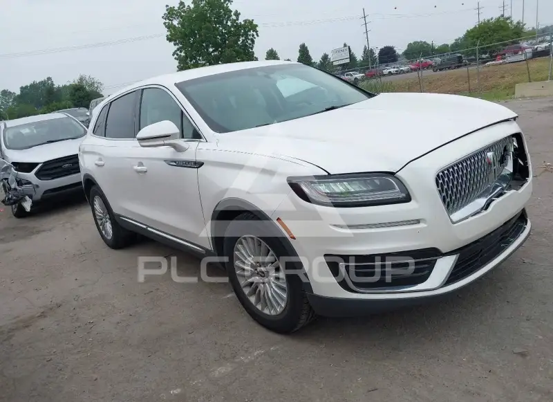 2019 Lincoln NAUTILUS photo