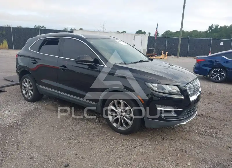 2019 Lincoln MKC photo