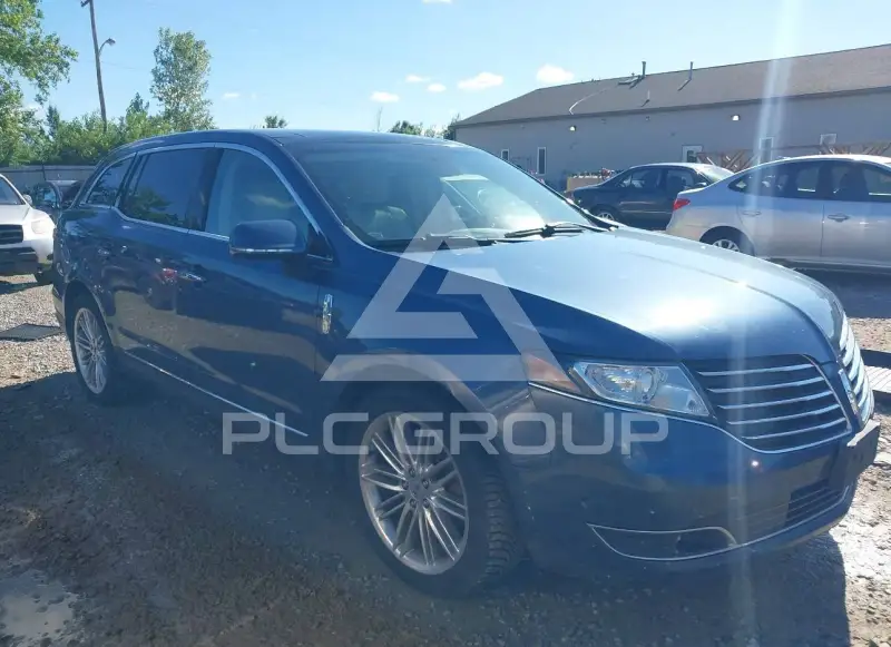 2019 Lincoln MKT фото