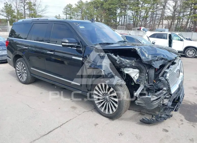 2019 Lincoln NAVIGATOR photo