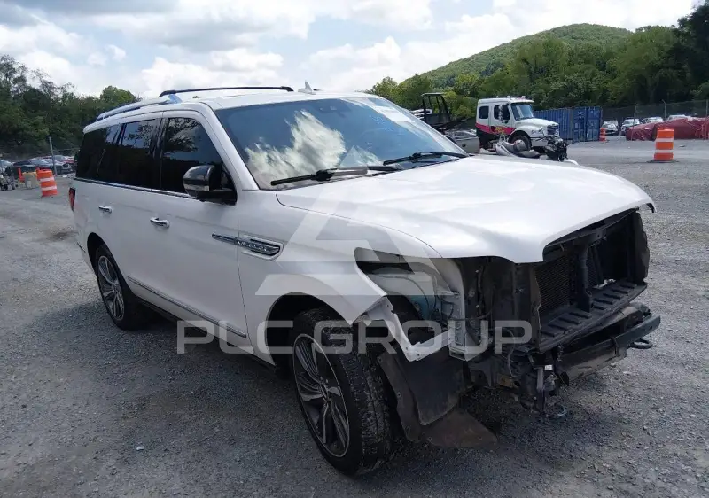 2019 Lincoln NAVIGATOR photo