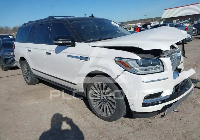 2019 Lincoln NAVIGATOR photo