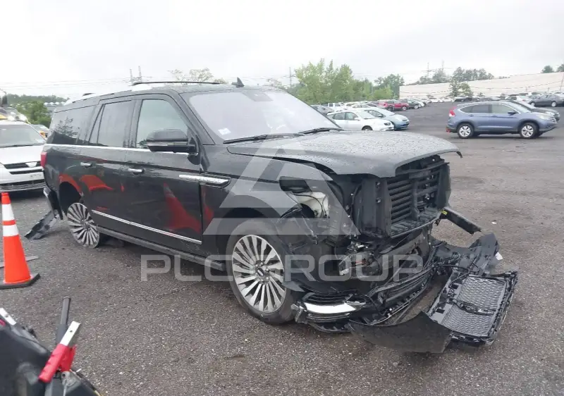 2019 Lincoln NAVIGATOR photo