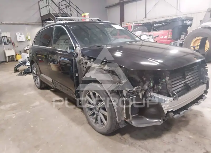 2019 Audi Q7 фото