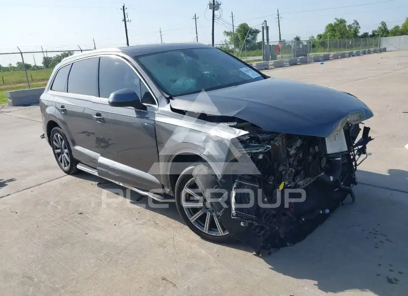 2019 Audi Q7 фото