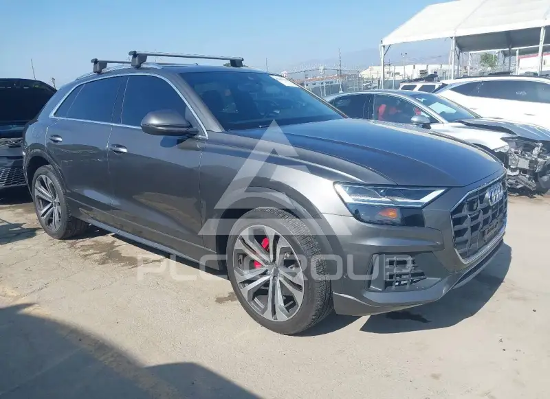 2019 Audi Q8 фото
