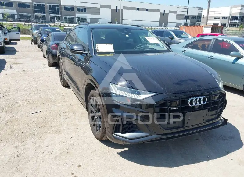 2019 Audi Q8 фото