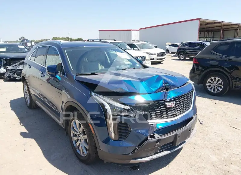 2019 Cadillac XT4 photo