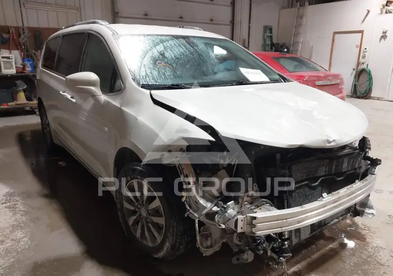 2019 Chrysler PACIFICA photo