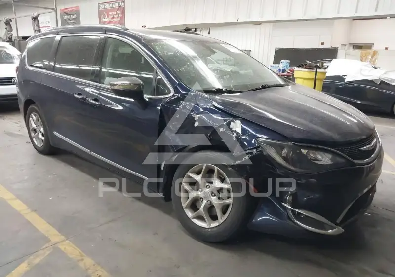 2019 Chrysler PACIFICA photo