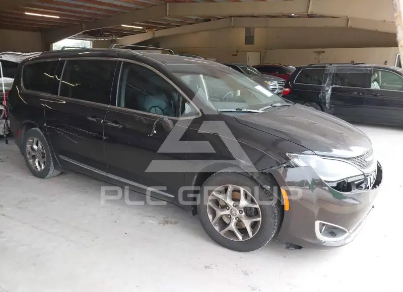 2019 Chrysler PACIFICA photo