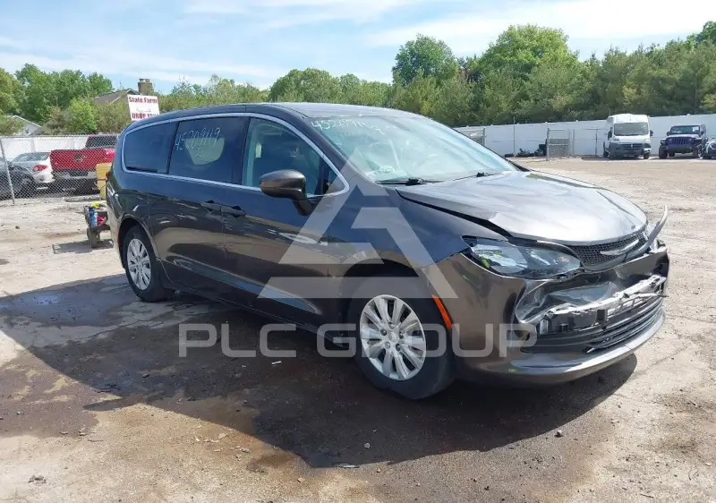 2019 Chrysler PACIFICA photo