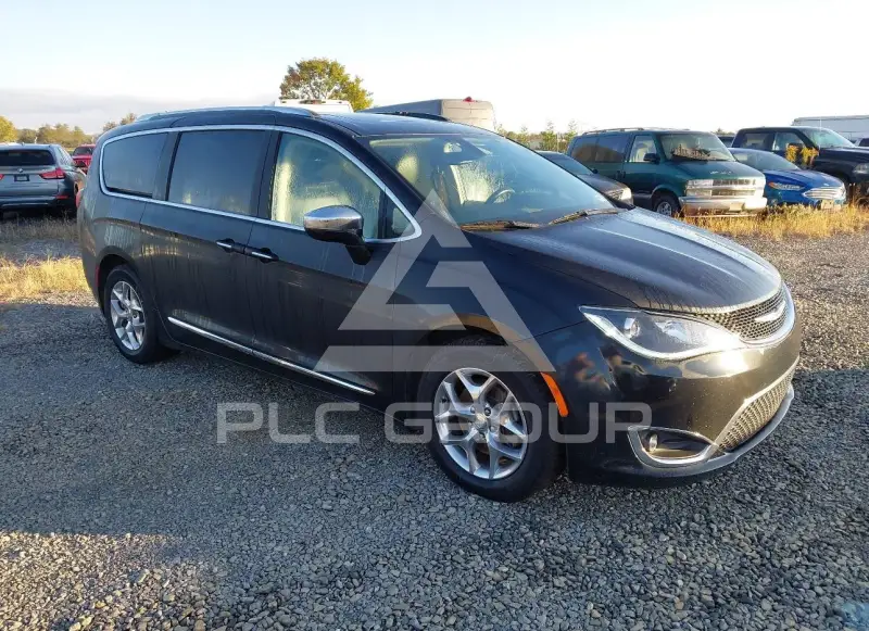 2019 Chrysler PACIFICA photo