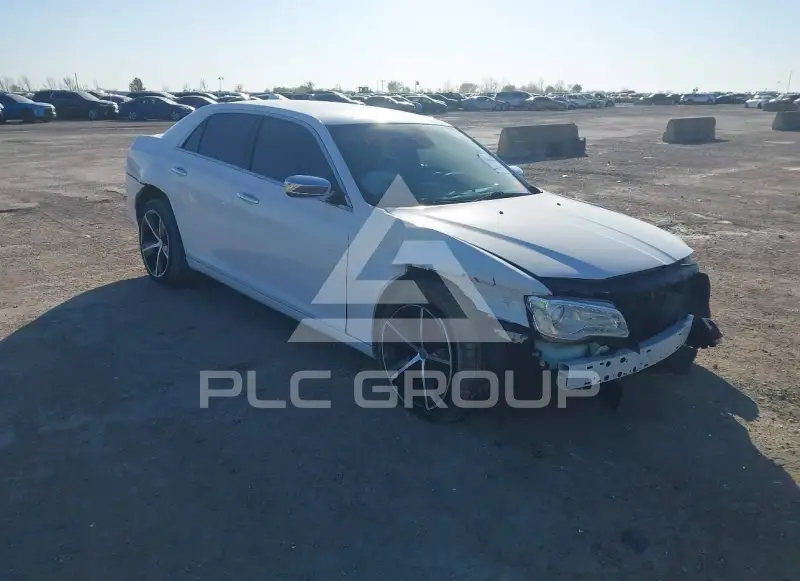 2019 Chrysler 300 фото