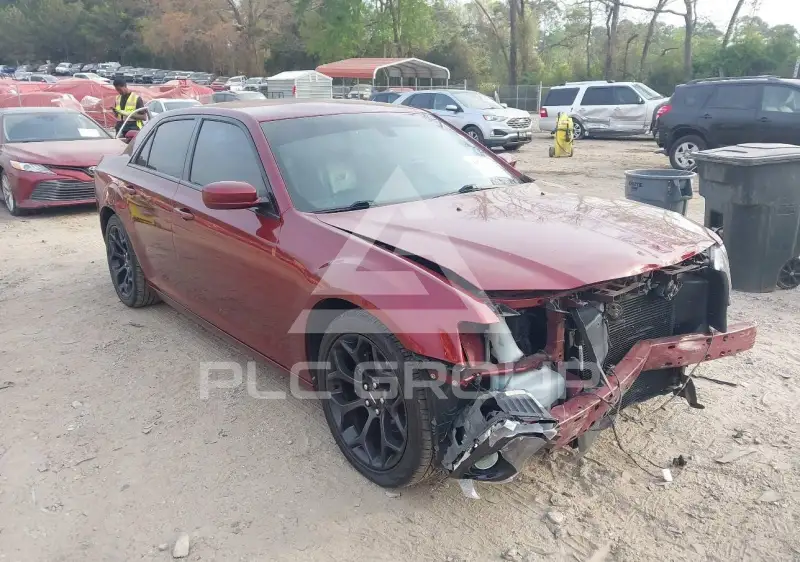 2019 Chrysler 300 фото