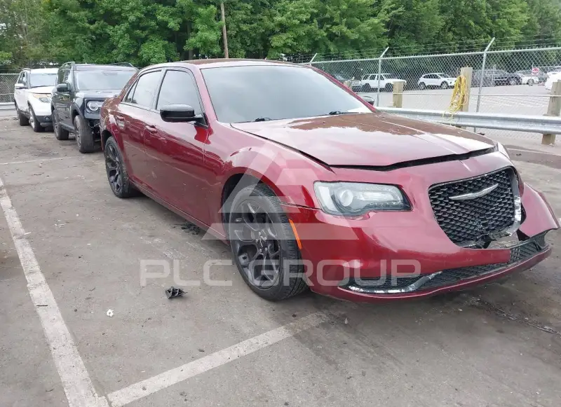 2019 Chrysler 300 photo