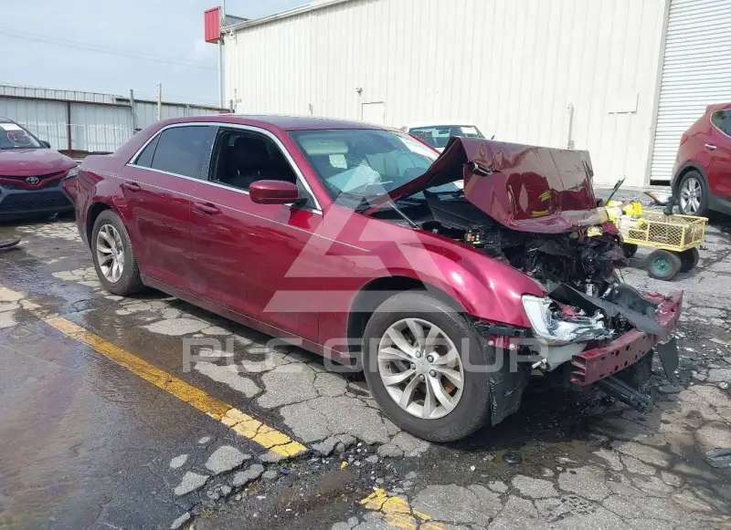 2019 Chrysler 300 фото