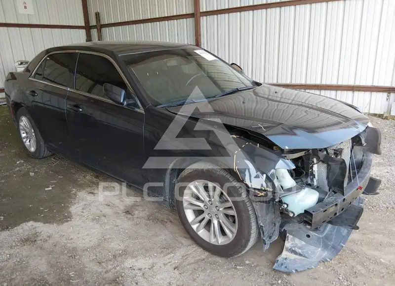 2019 Chrysler 300 фото