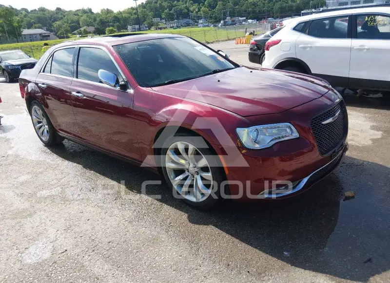 2019 Chrysler 300 фото
