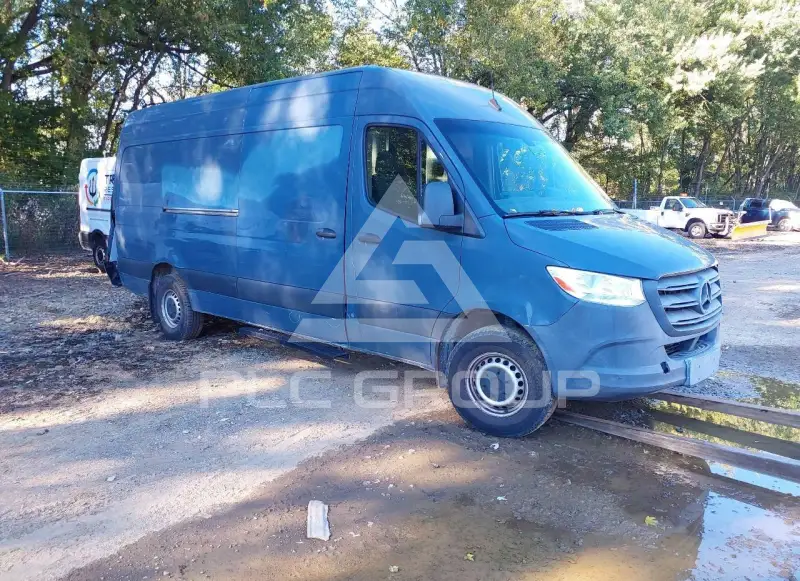 2019 Mercedes Benz Sprinter фото