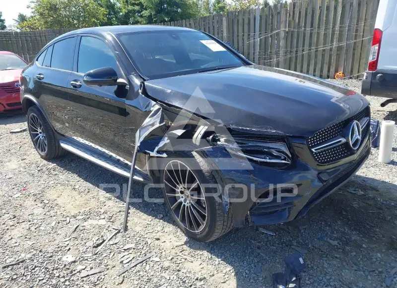2019 Mercedes Benz Glc 300 фото