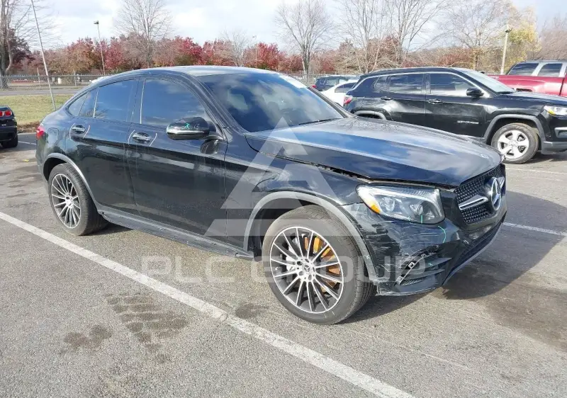 2019 Mercedes Benz Glc 300 фото